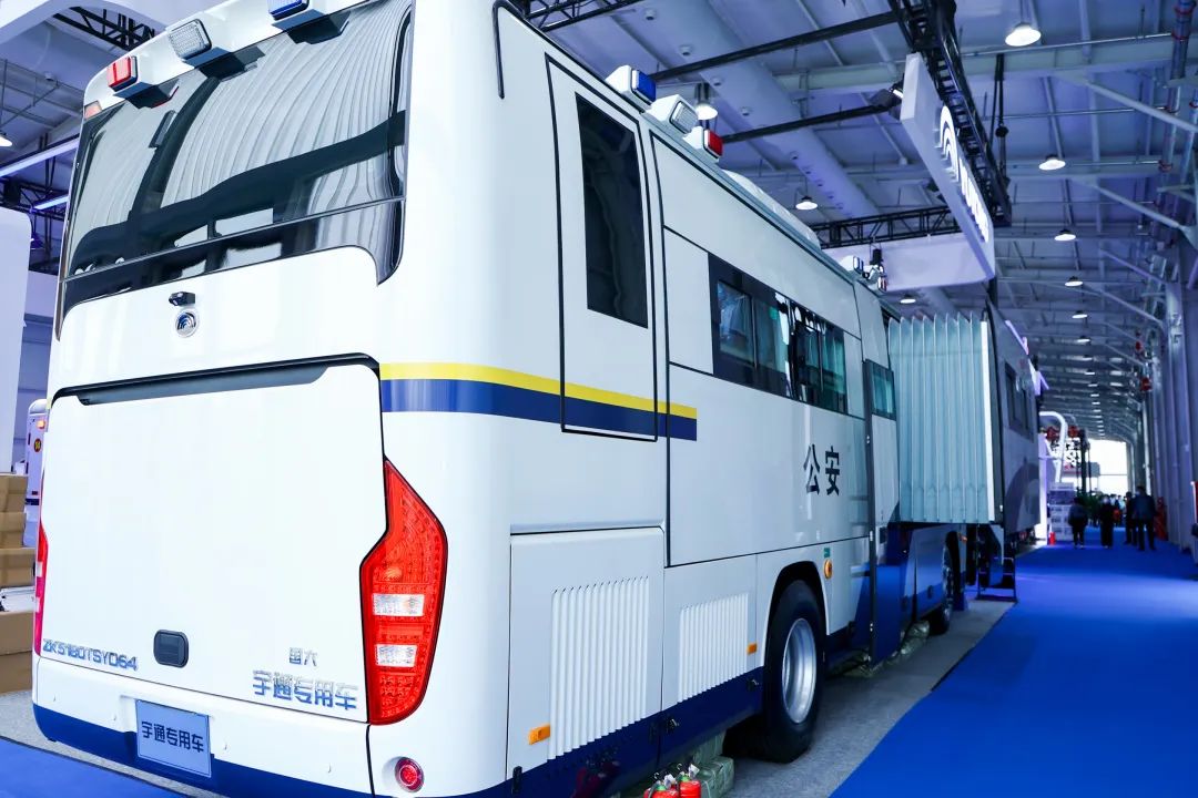 凭实力“圈粉”，rb88随行版警用特种车闪耀第11届中国国际警用装备博览会！