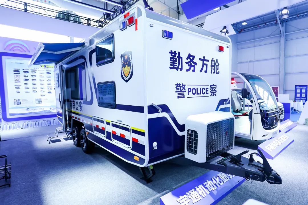 凭实力“圈粉”，rb88随行版警用特种车闪耀第11届中国国际警用装备博览会！