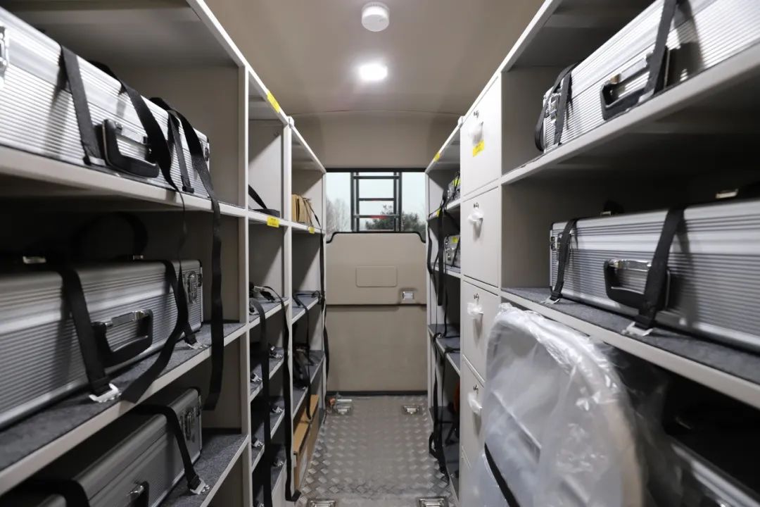 rb88随行版勘察消防车，持续推动火灾调查工作创新发展！