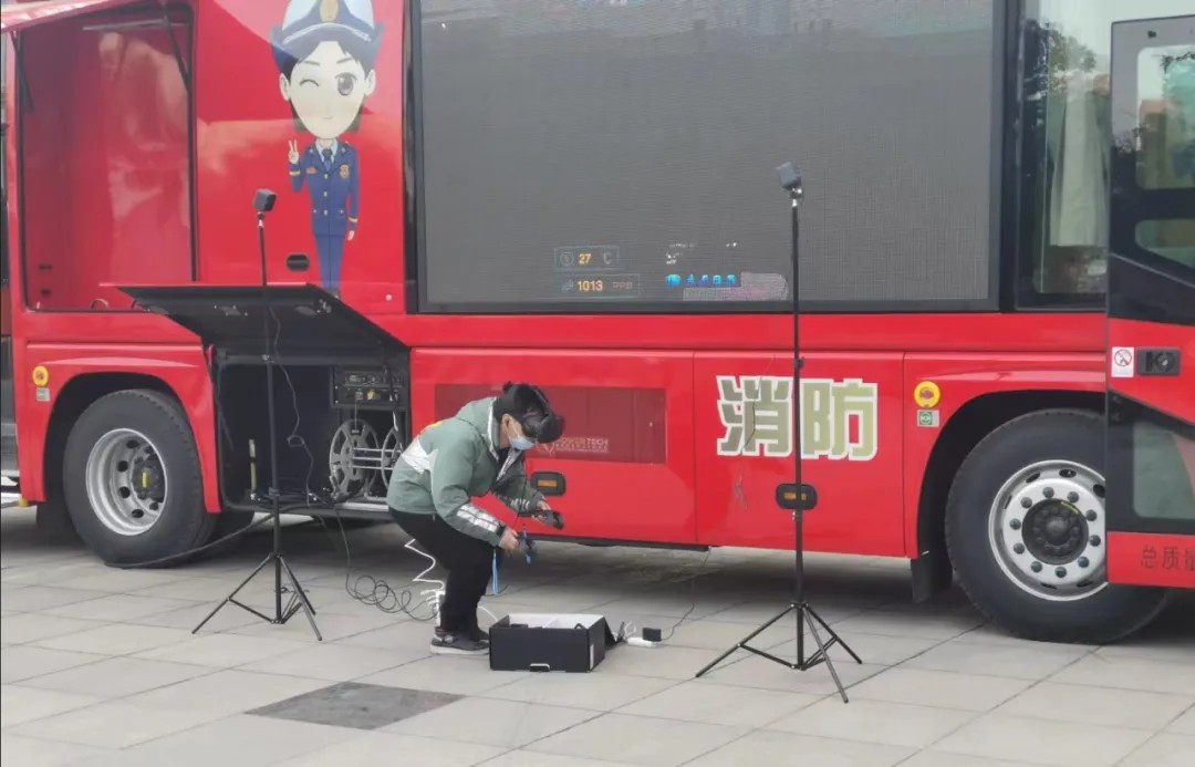 专业支撑专业 | 2024年全国消防宣传月，rb88随行版宣传消防车助力全民消防能力提升