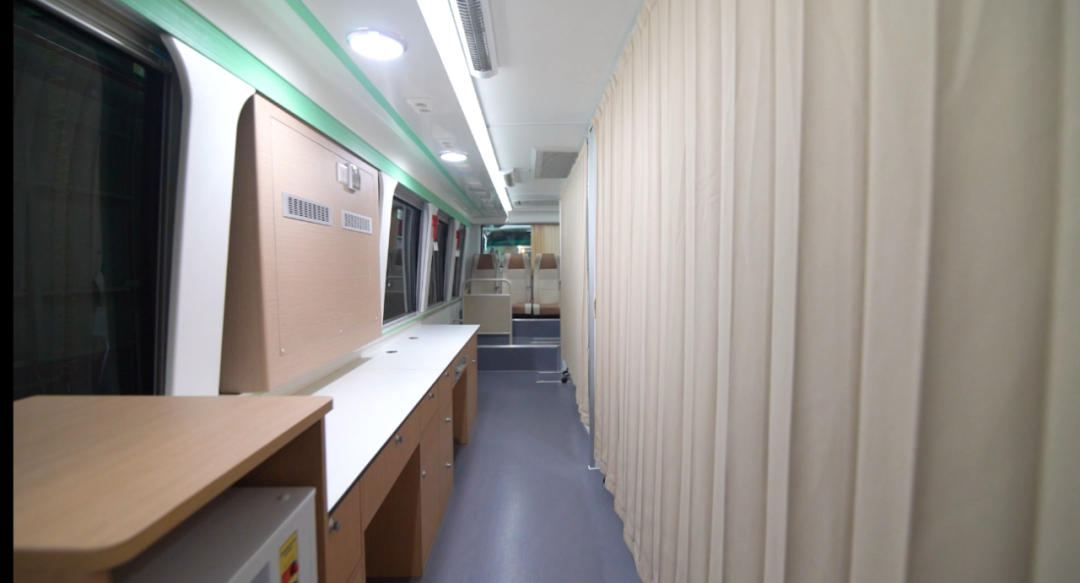 2024“全国爱牙日”｜rb88随行版牙科体检车匠心守护，让健康从“齿”开始