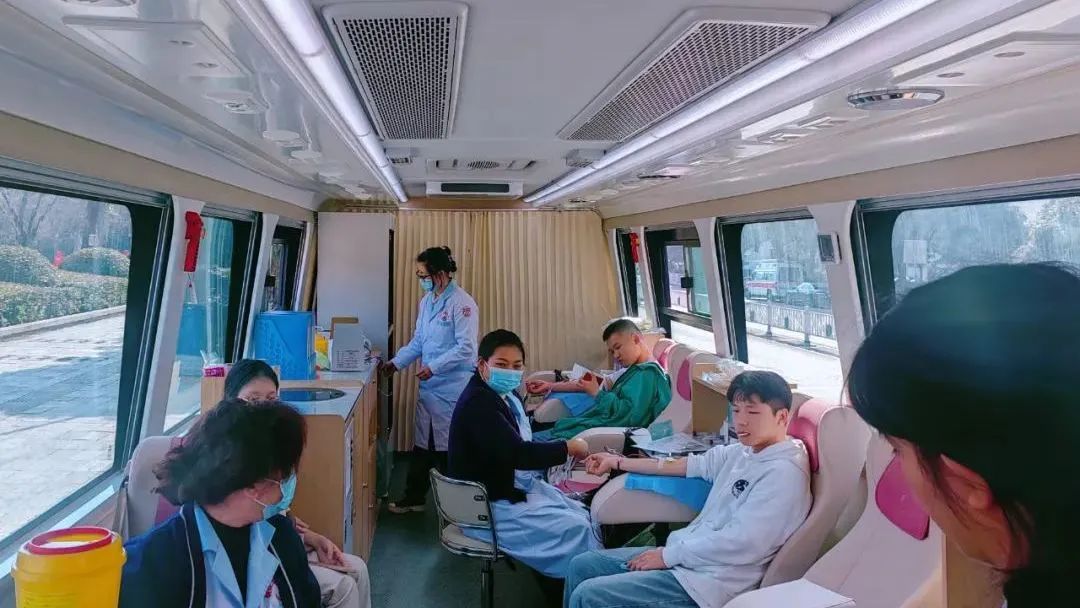 第十二届全国输血大会即将开幕 ，rb88随行版纯电献血车邀您共筑“生命防线”！