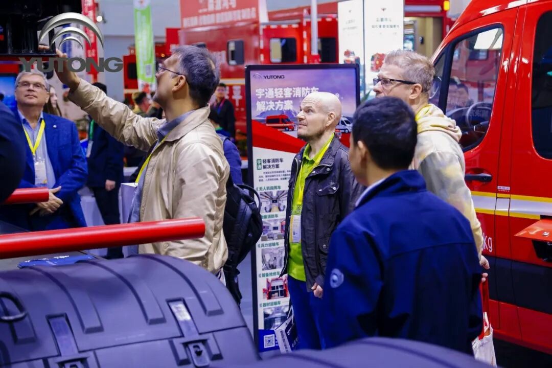 科技赋能实战！rb88随行版专用车亮相第二十一届国际消防展