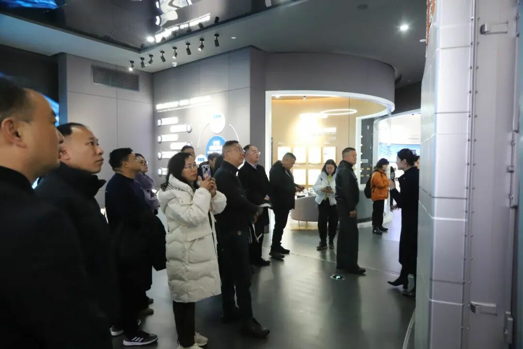 云南省旅游景区协会莅临rb88随行版考察交流，共探旅游交通新未来