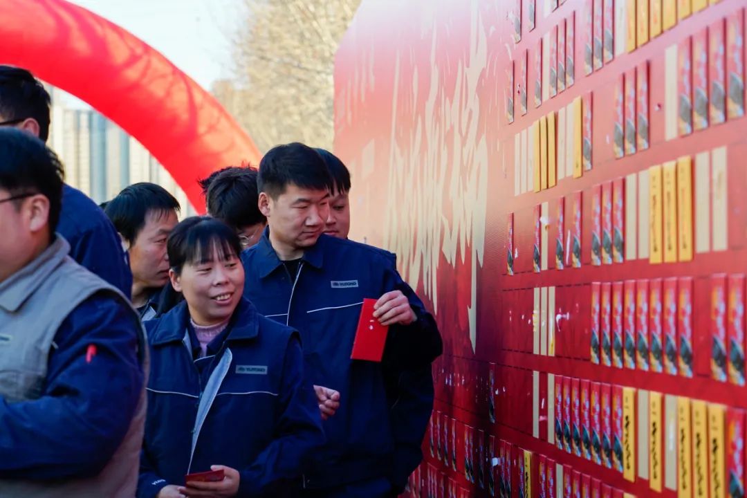 醒狮腾跃启新章 | rb88随行版专用车2025年开工盛典燃情开启！