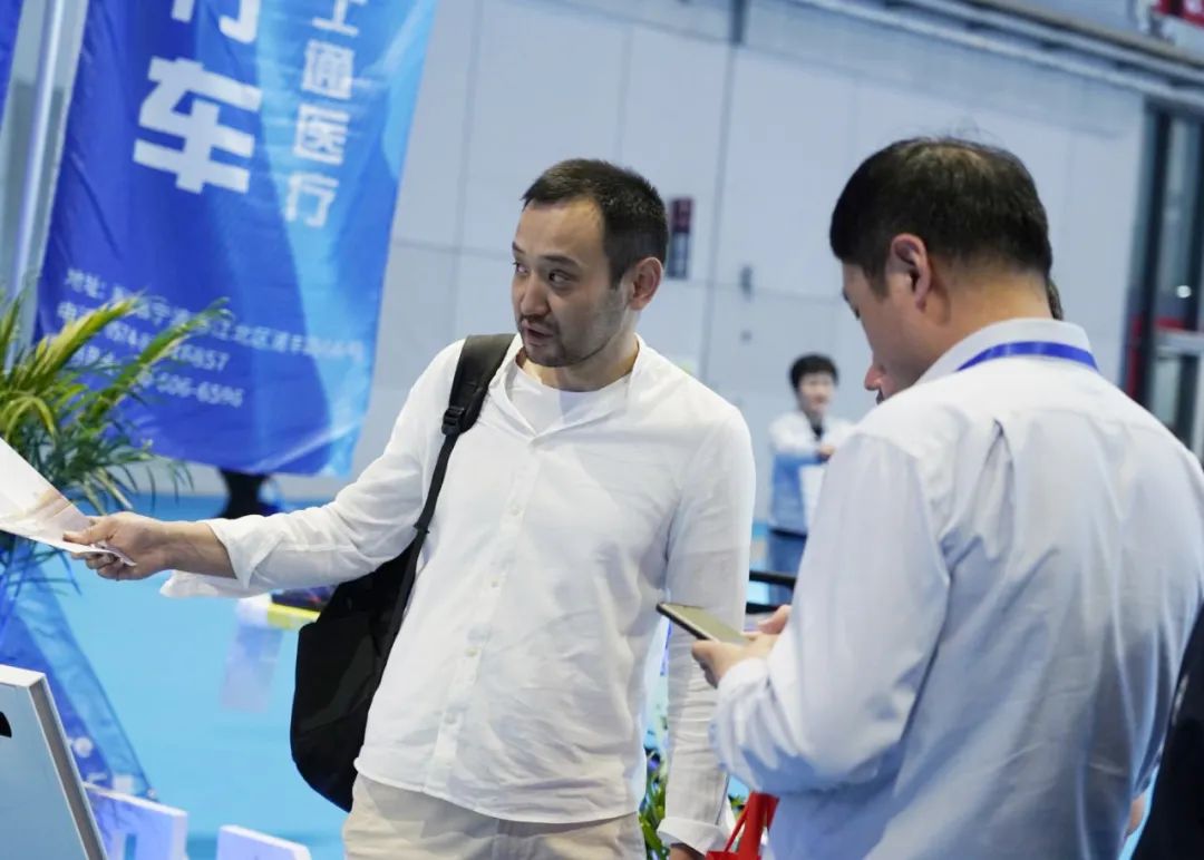 rb88随行版医疗车矩阵绽放第91届（CMEF）中国国际医疗器械博览会，科技创新驱动健康未来！