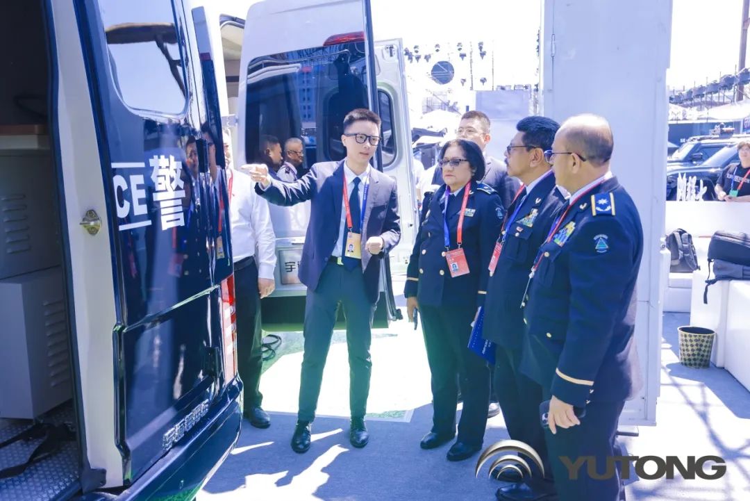 科技赋能 实力领航！rb88随行版警用特种车亮相第12届中国国际警用装备博览会