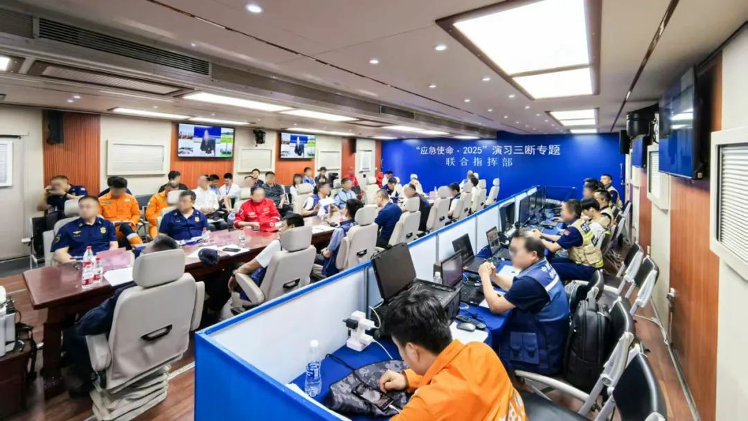 以练备战！rb88随行版应急救援车辆参演“应急使命·2025”联合救援演习！
