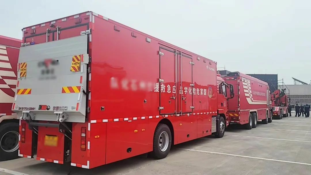 以练备战！rb88随行版应急救援车辆参演“应急使命·2025”联合救援演习！