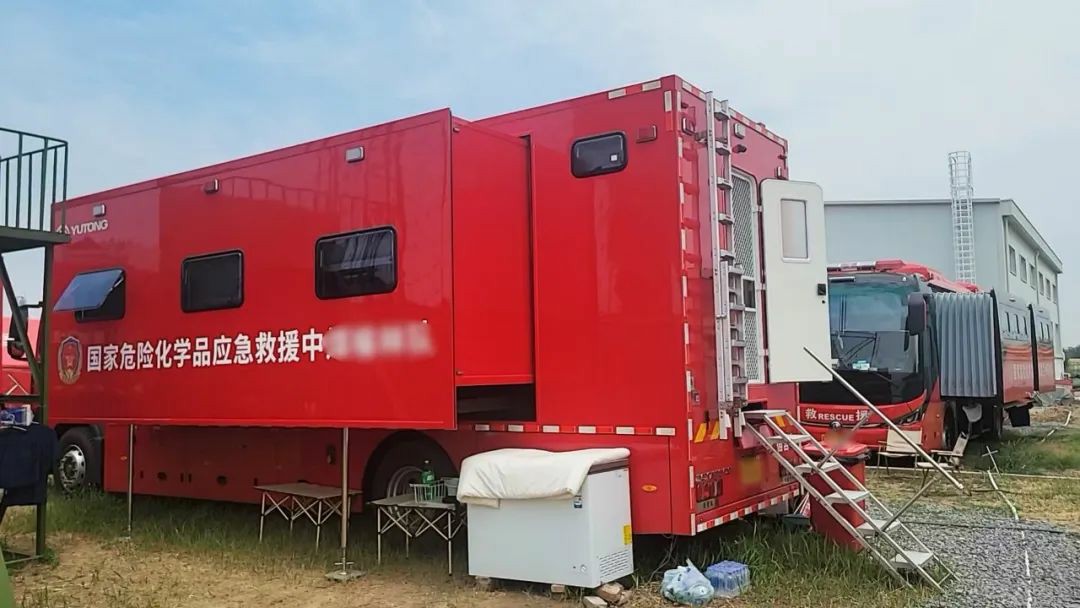 以练备战！rb88随行版应急救援车辆参演“应急使命·2025”联合救援演习！