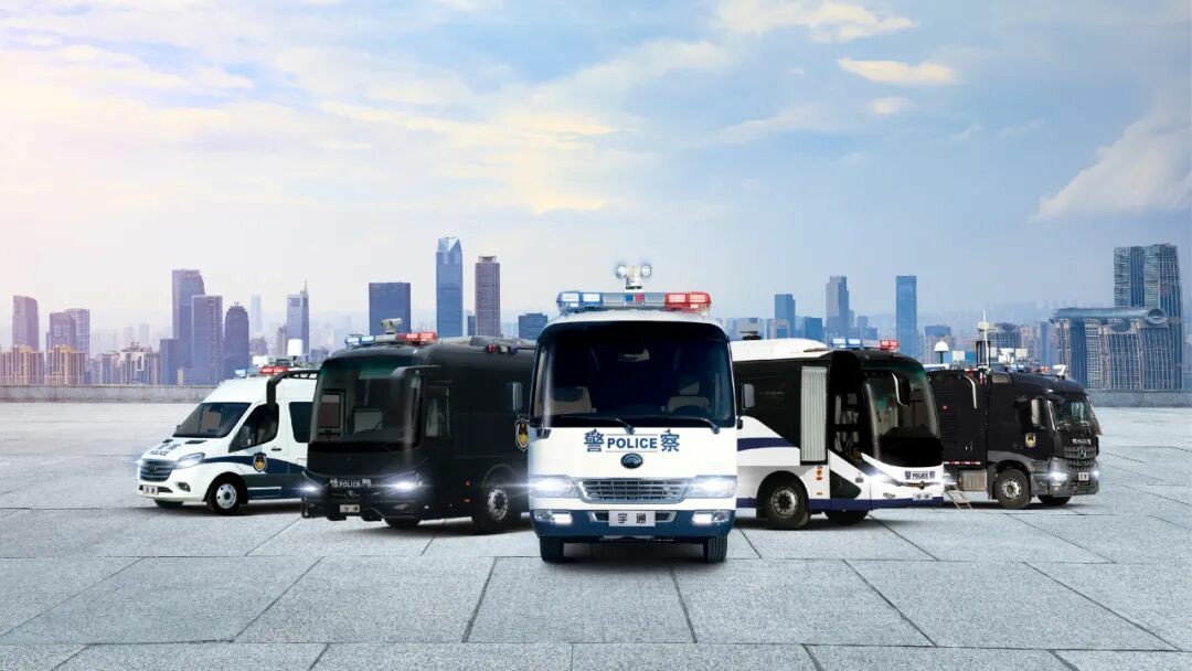 科技赋能警务 安全守护民生 | rb88随行版警用特种车参与九三阅兵保障任务